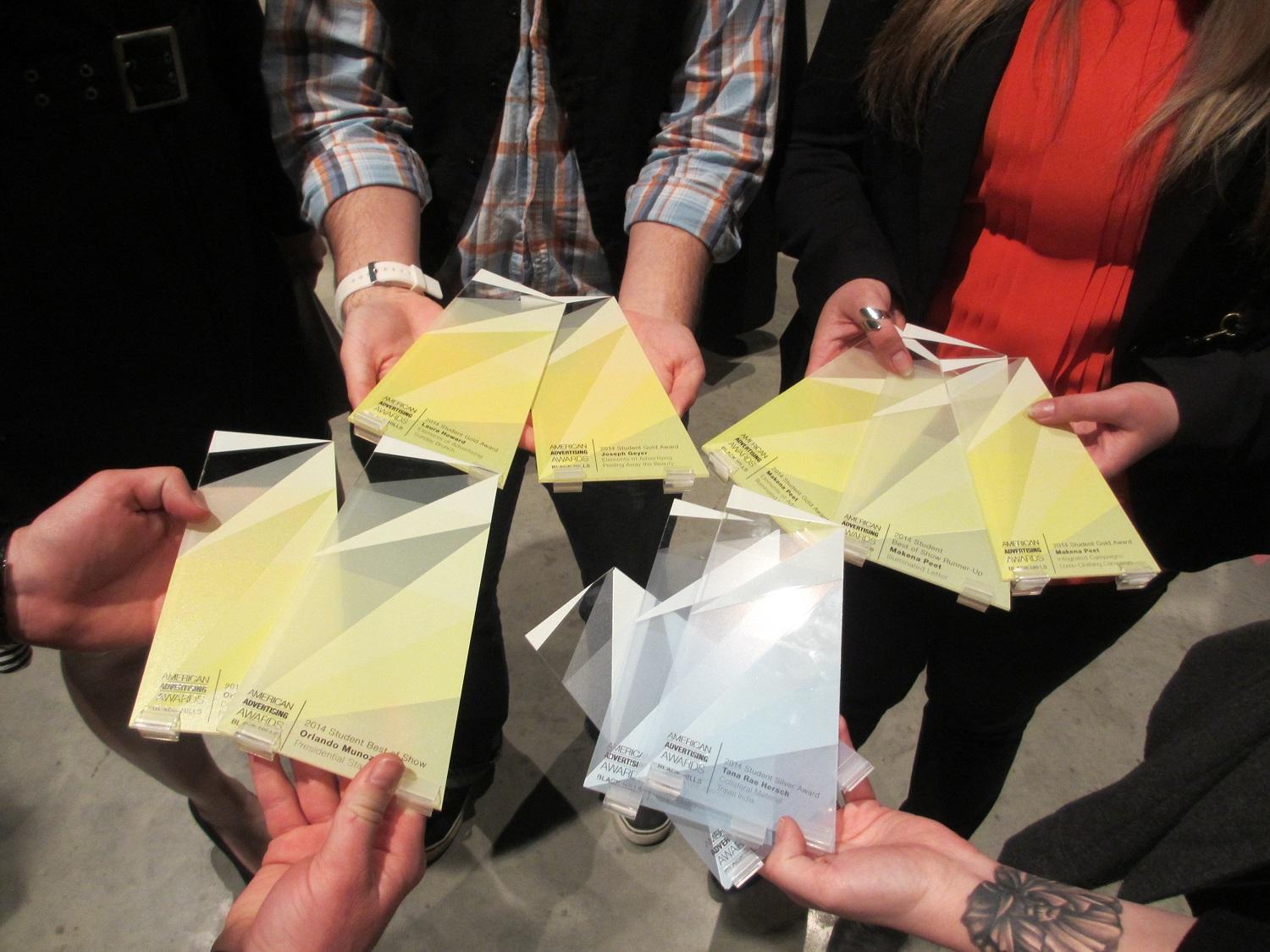 Students sweep advertising competition