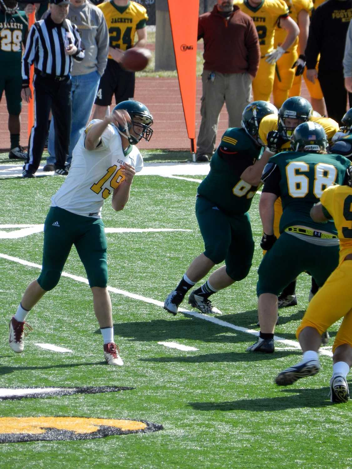 Yellow Jacket Football Holds Annual Spring Game