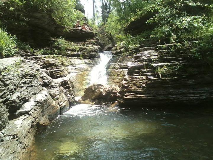 Devil's Bathtub in Spearfish Canyon