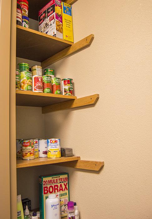 Honors Club revives BH Pantry for Students in Need