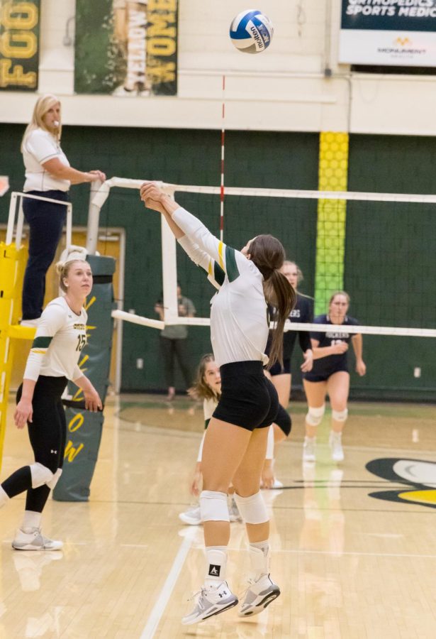 Black Hills State University Volleyball suffers a loss to South Dakota School of Mines and Technology