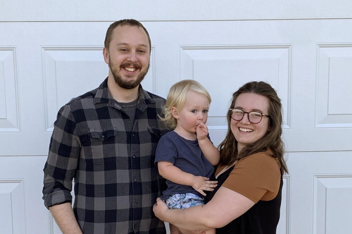 BHSU alums Elizabeth and Dylan Mattson started a 
Kickstarter campaign to fund an independent bookstore 
in Spearfish. The fund drive ends Oct. 5.