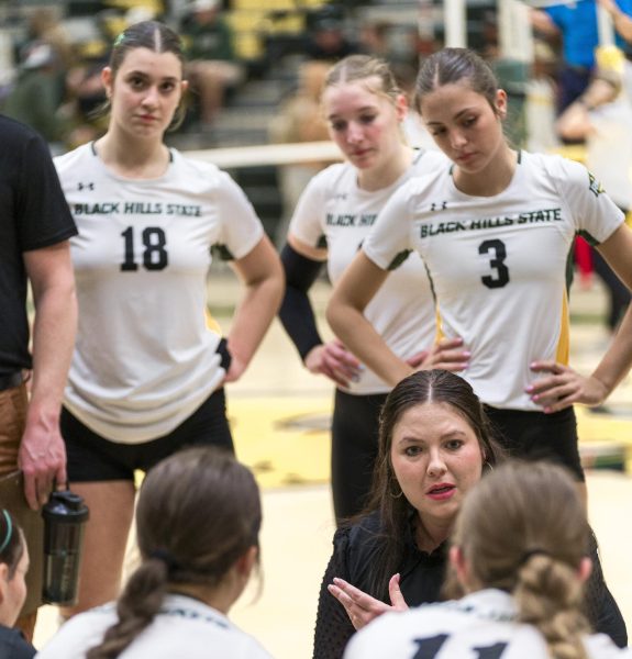 BHSU head coach Bree Davis encourages her team 
on the sidelines of a recent volleyball game.